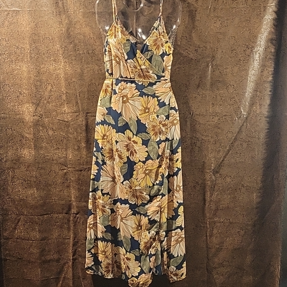 (LAST CALL) Floral wrap dress